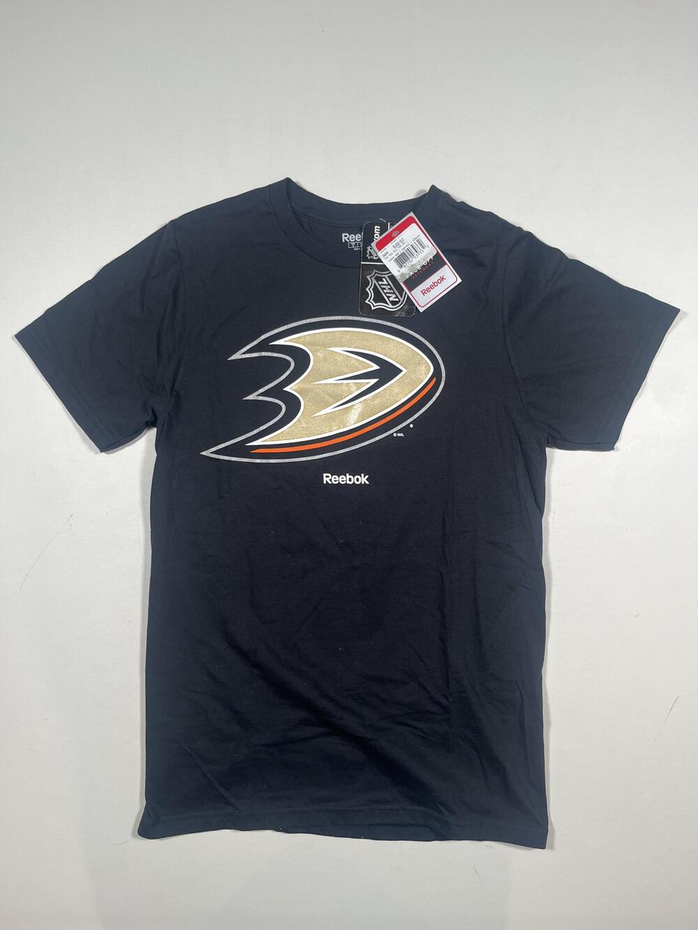 New Anaheim Ducks Shirt Mens Small Black NHL Hockey Reebok Primary Graphic Tee